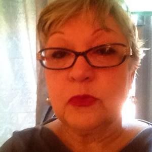 Meet your Posher, Isabel